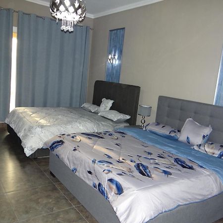 Huge Entire Apartment For Couples ,Families & Groups -Up To 5 Guests- With Free Pool, Steam & Sauna ,Jvc,דובאי מראה חיצוני תמונה
