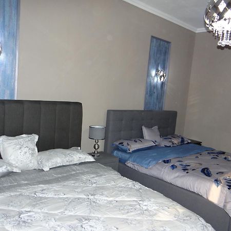 Huge Entire Apartment For Couples ,Families & Groups -Up To 5 Guests- With Free Pool, Steam & Sauna ,Jvc,דובאי מראה חיצוני תמונה