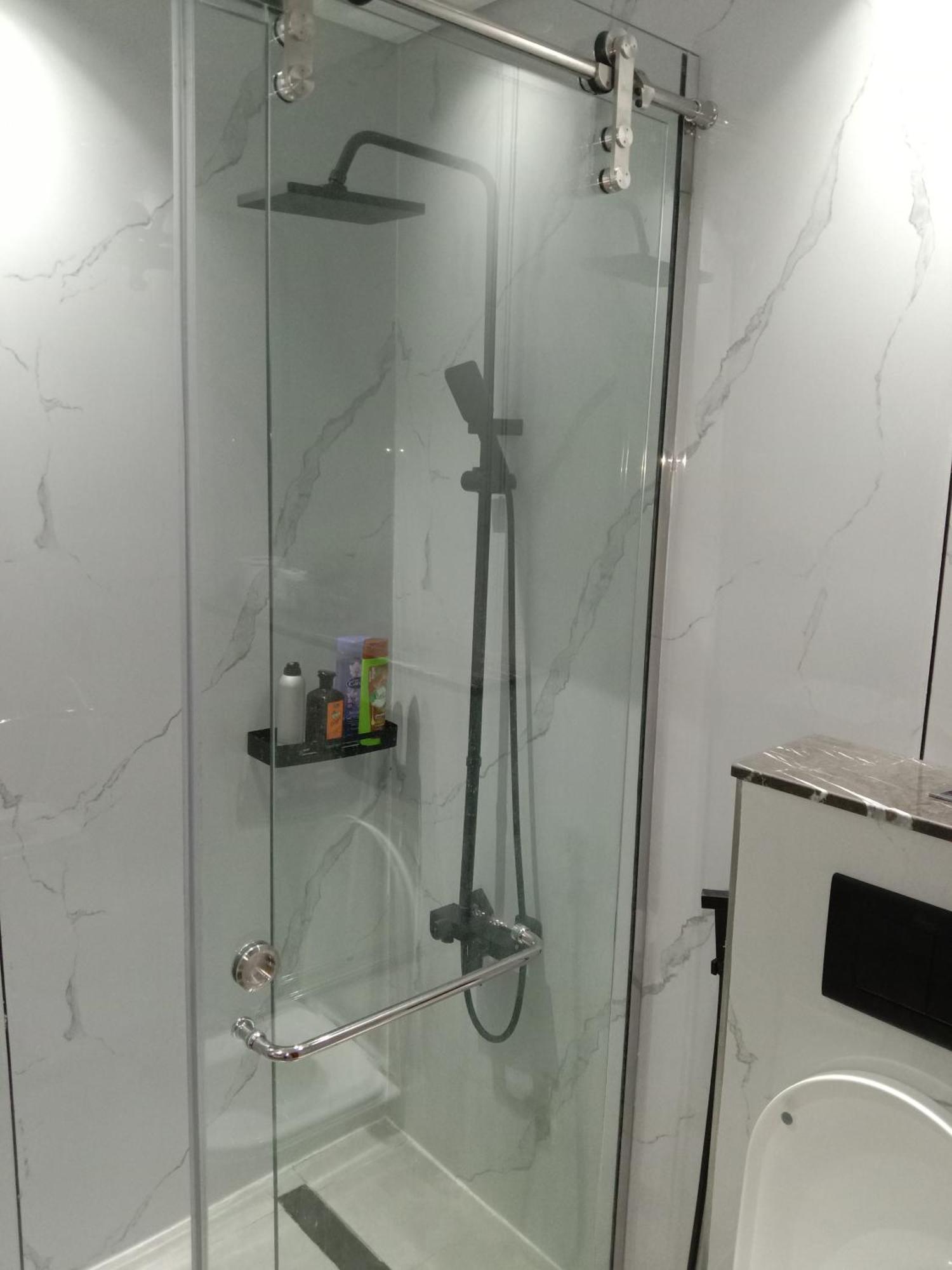 Huge Entire Apartment For Couples ,Families & Groups -Up To 5 Guests- With Free Pool, Steam & Sauna ,Jvc,דובאי מראה חיצוני תמונה