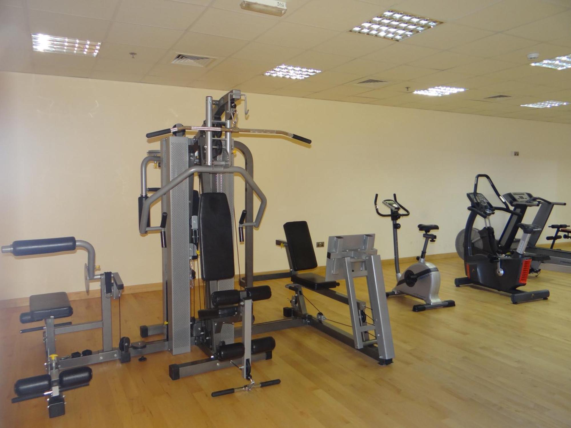 Huge Entire Apartment For Couples ,Families & Groups -Up To 5 Guests- With Free Pool, Steam & Sauna ,Jvc,דובאי מראה חיצוני תמונה
